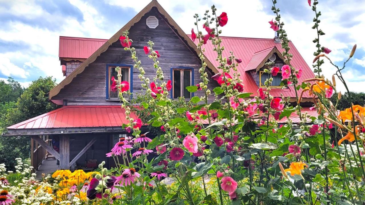 La Vieille Ferme, Ecogite Saint-Fulgence Екстер'єр фото